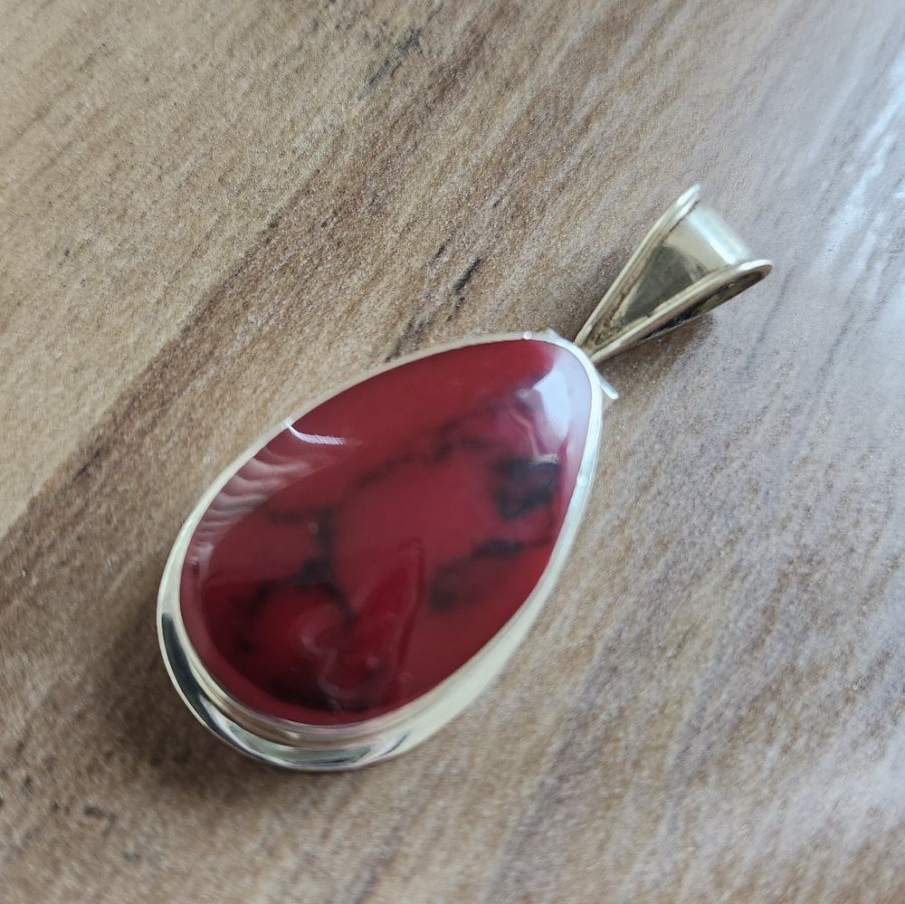 92.5% silver natural red Jasper stone pendent
